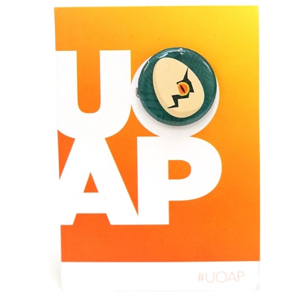 2021 Universal Studios Orlando UOAP Passholder Button  Jurassic Park It's a Girl - Picture 1 of 1
